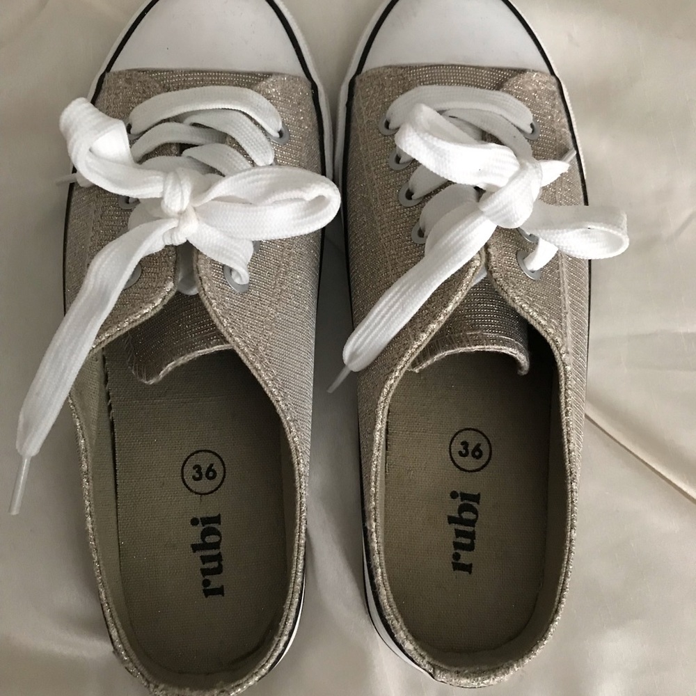 Sparkly Gold No Heel Sneaker - Picture 4 of 5